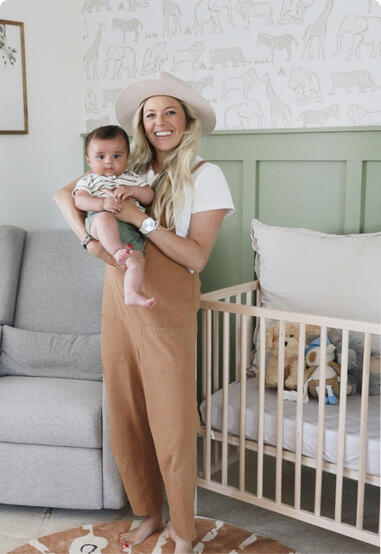 Pictured - On Safari Wallpaper, project by @chelseyexplores